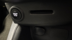 Renault Clio 1.2 TCE Dynamique Nav 5dr Petrol Hatchback